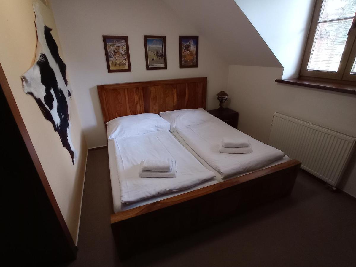 Ranc Kostelany Hotel Kroměříž Екстериор снимка