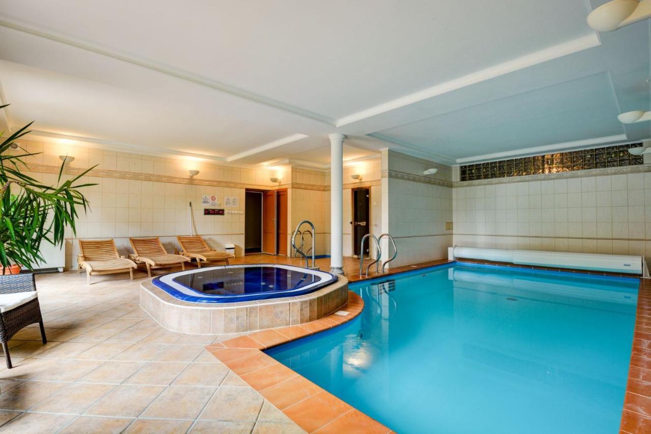 Ranc Kostelany Hotel Kroměříž Екстериор снимка